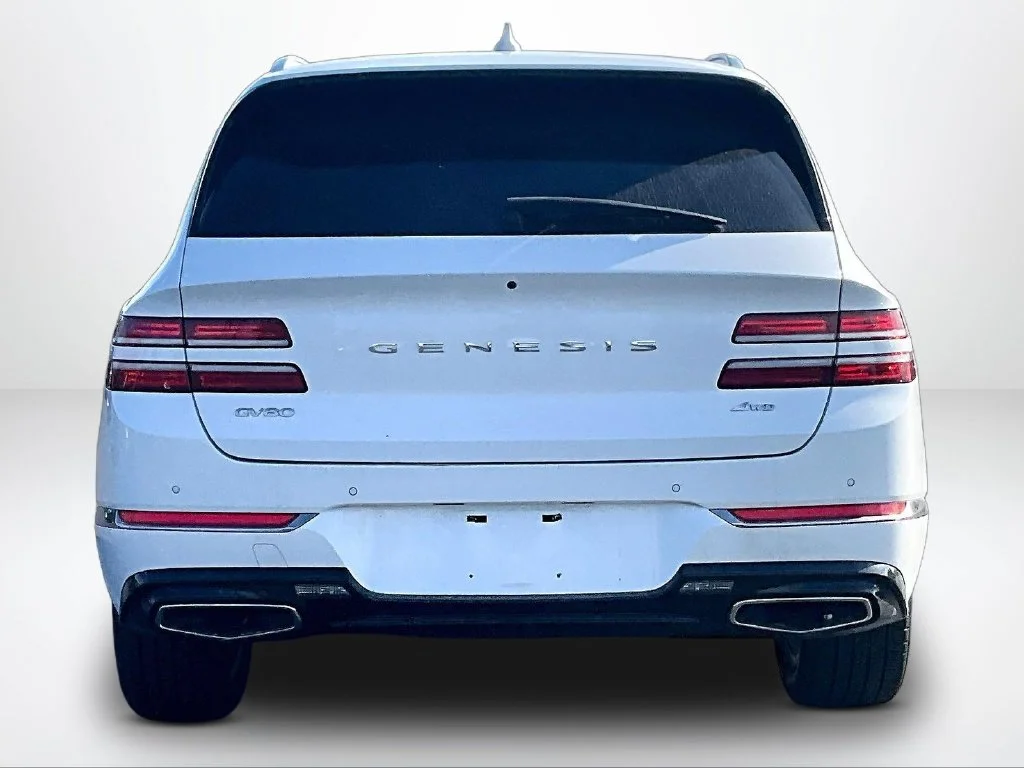Used 2021 White Genesis 2.5T image 4