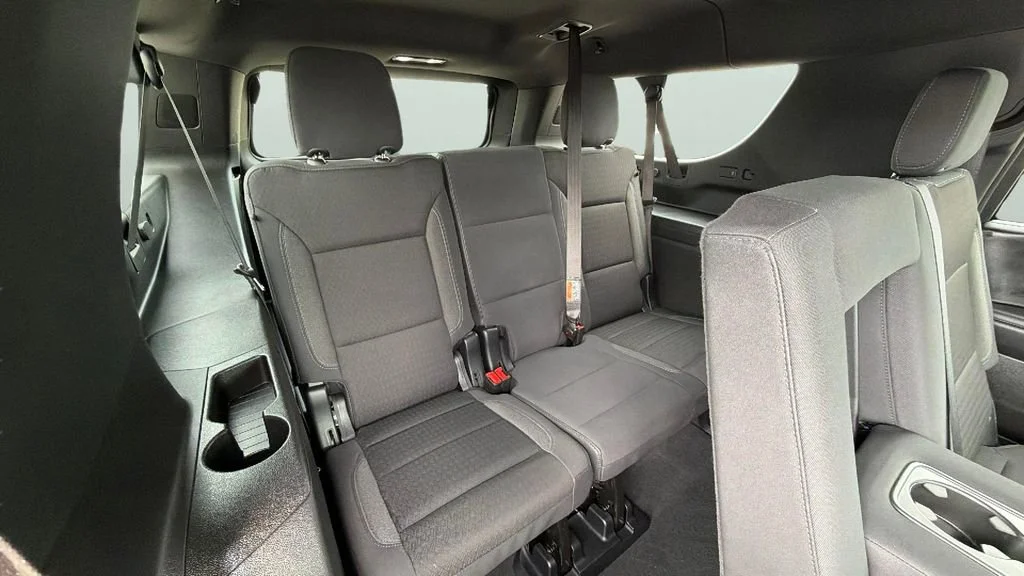 Used 2025 Black Chevrolet LS image 33