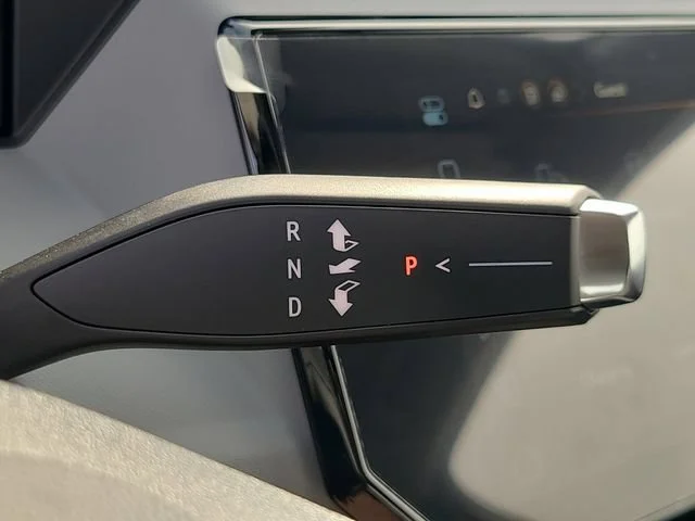 New 2027 Sterling Grey Metallic Chevrolet LT image 27