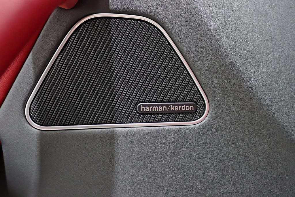 Used 2022 Black Maserati Modena image 33
