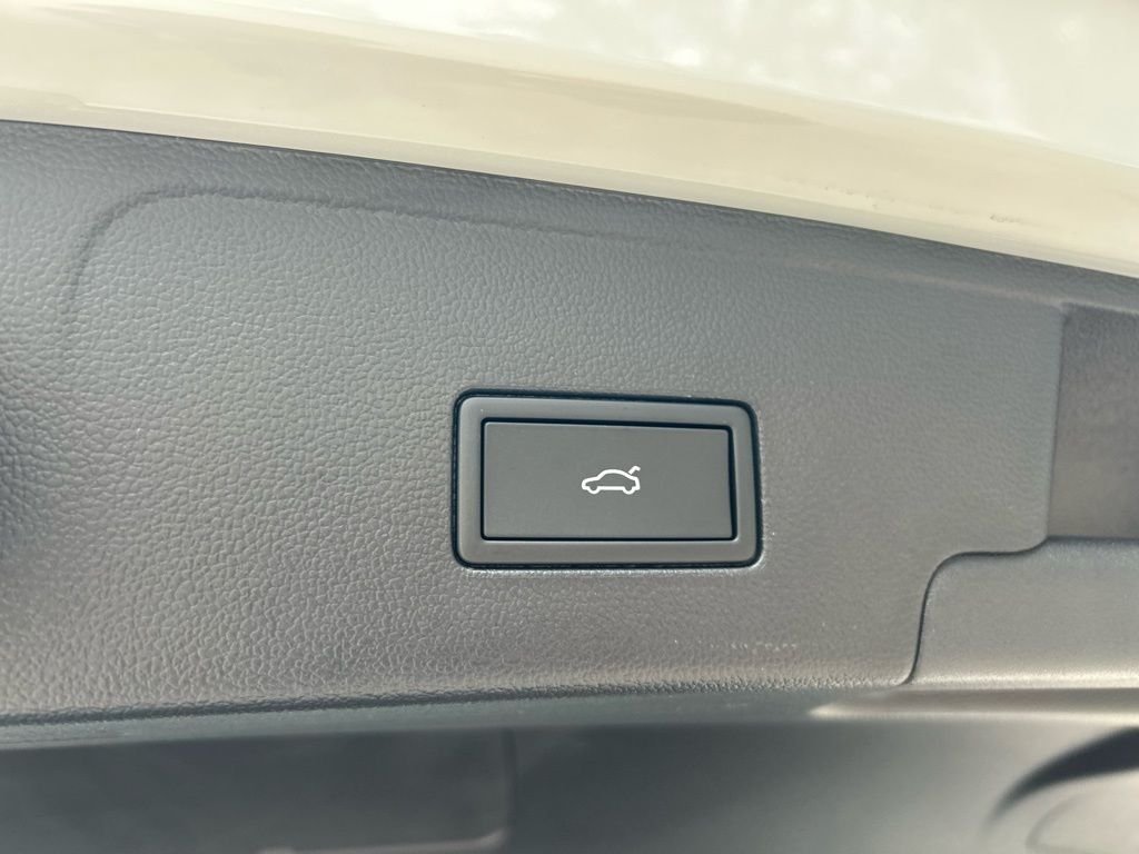 New 2026 White/off-white Volkswagen 2.0T SEL Premium R-Line image 47