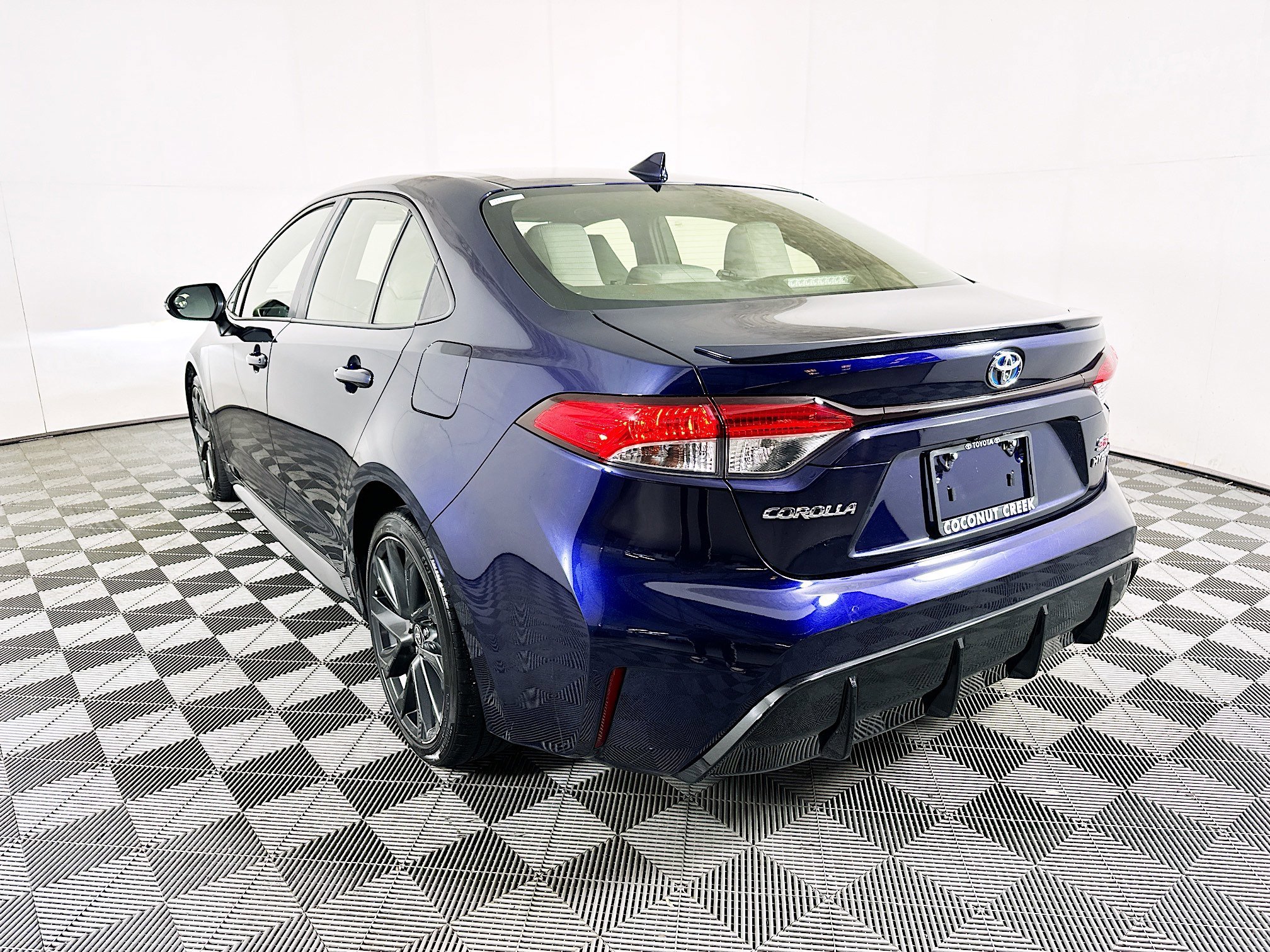 2024 Toyota Corolla thumbnail 7