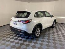 Used 2023 Platinum White Pearl Honda LX image 14