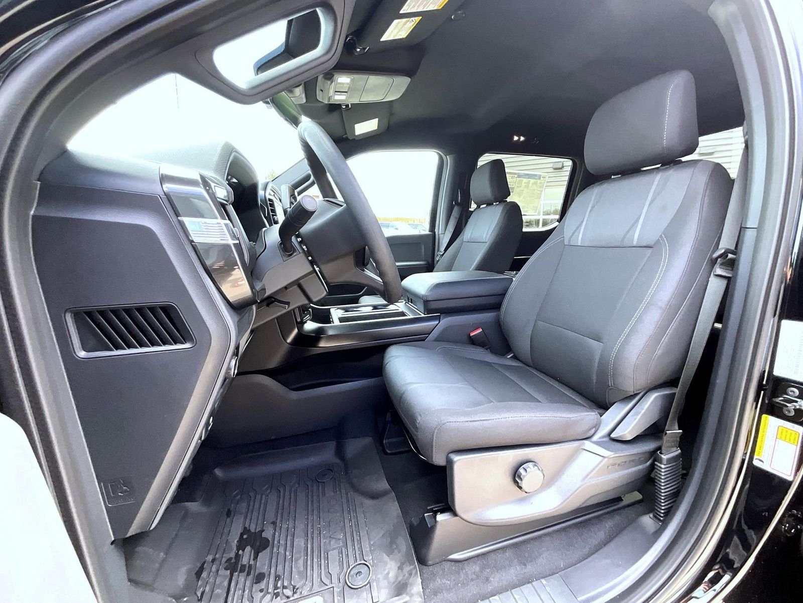 2026 Ford F-150 STX - Photo 11