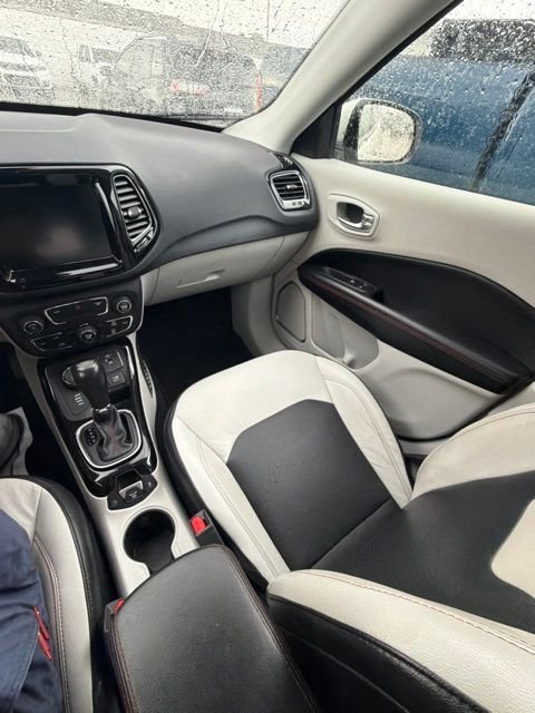 Used 2020 White Jeep Limited image 25