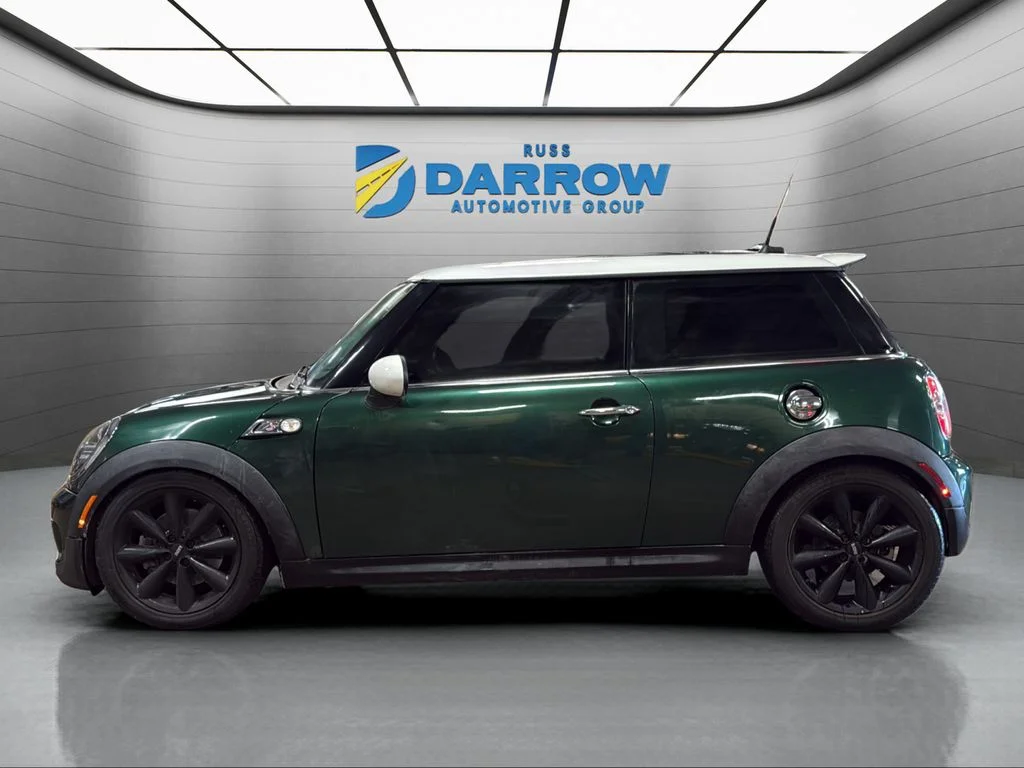 Used 2013 Green MINI Base image 2