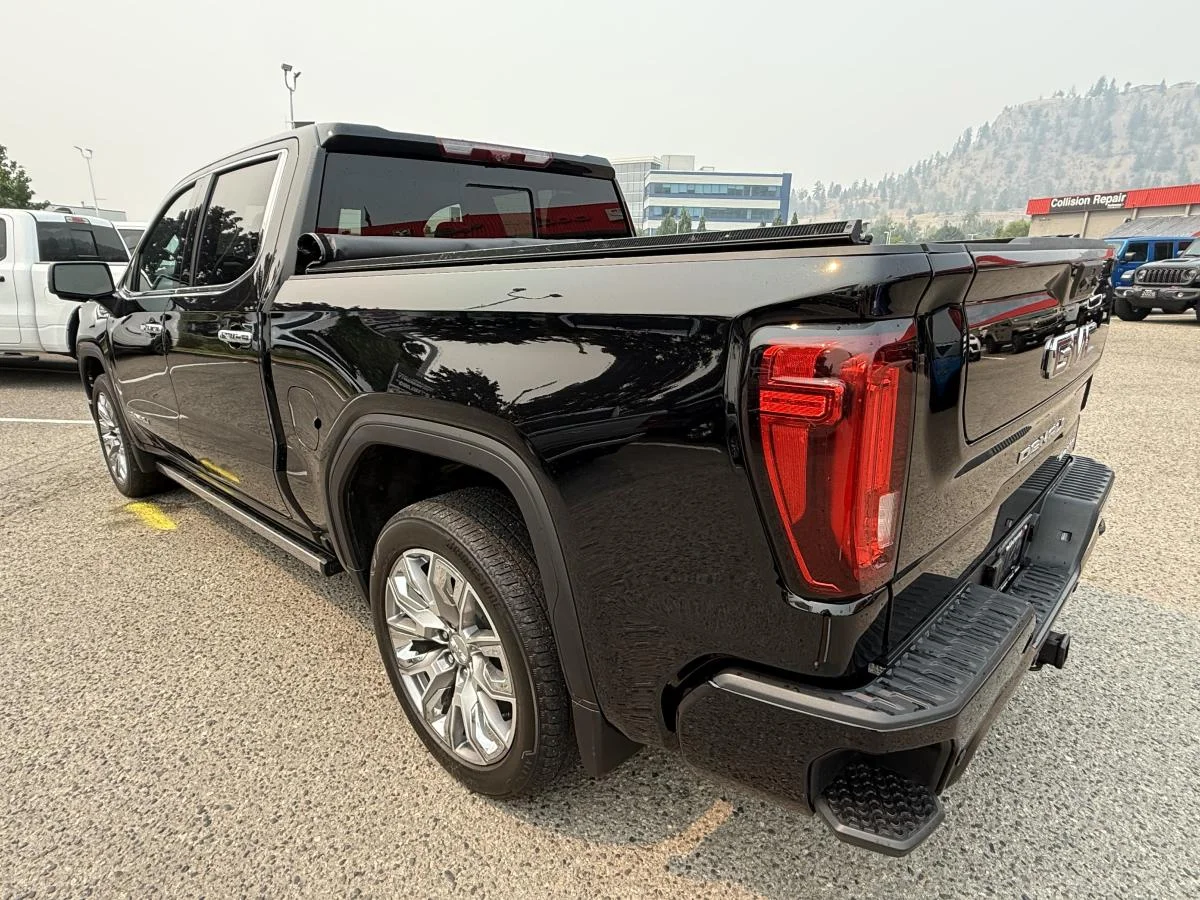 Used 2025 Black GMC Denali image 4