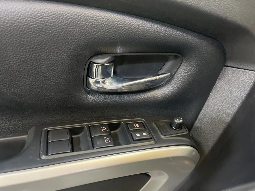 Used 2017 Gray Nissan SV image 13