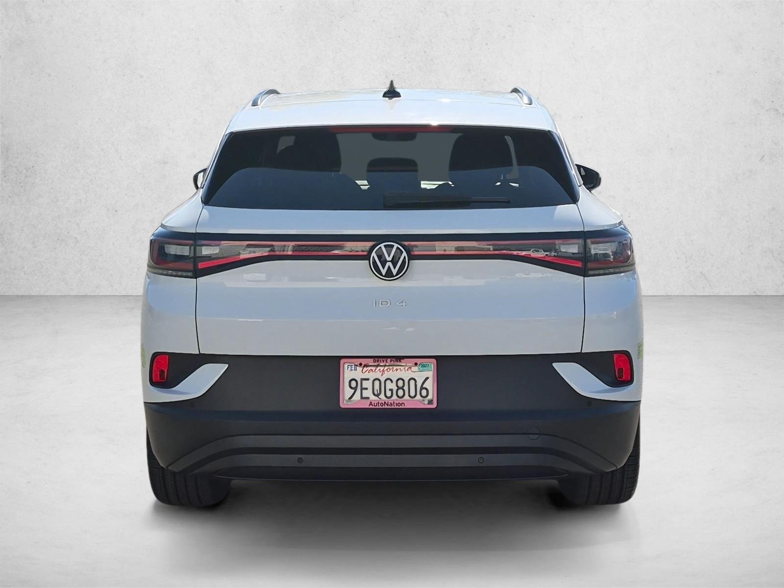 Used 2022 Black Volkswagen Pro image 7