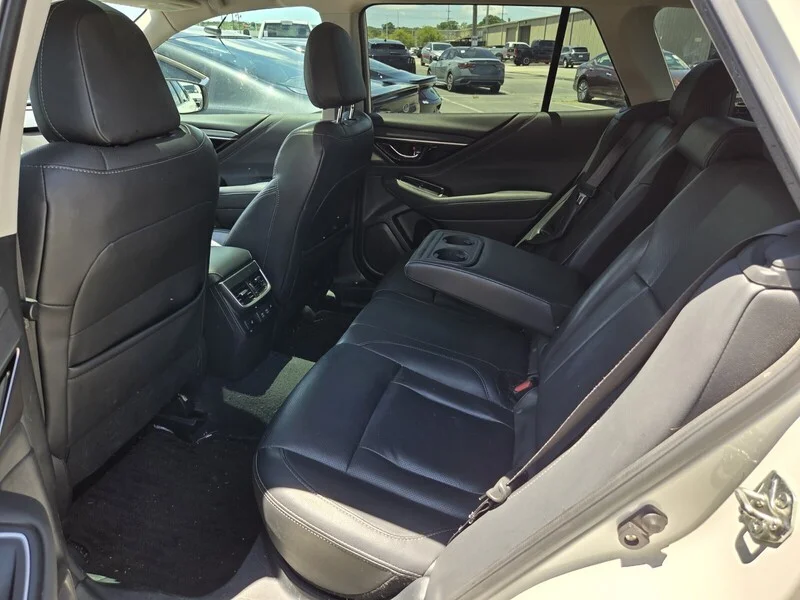Used 2021 Crystal White Pearl SUBARU LIMITED image 7