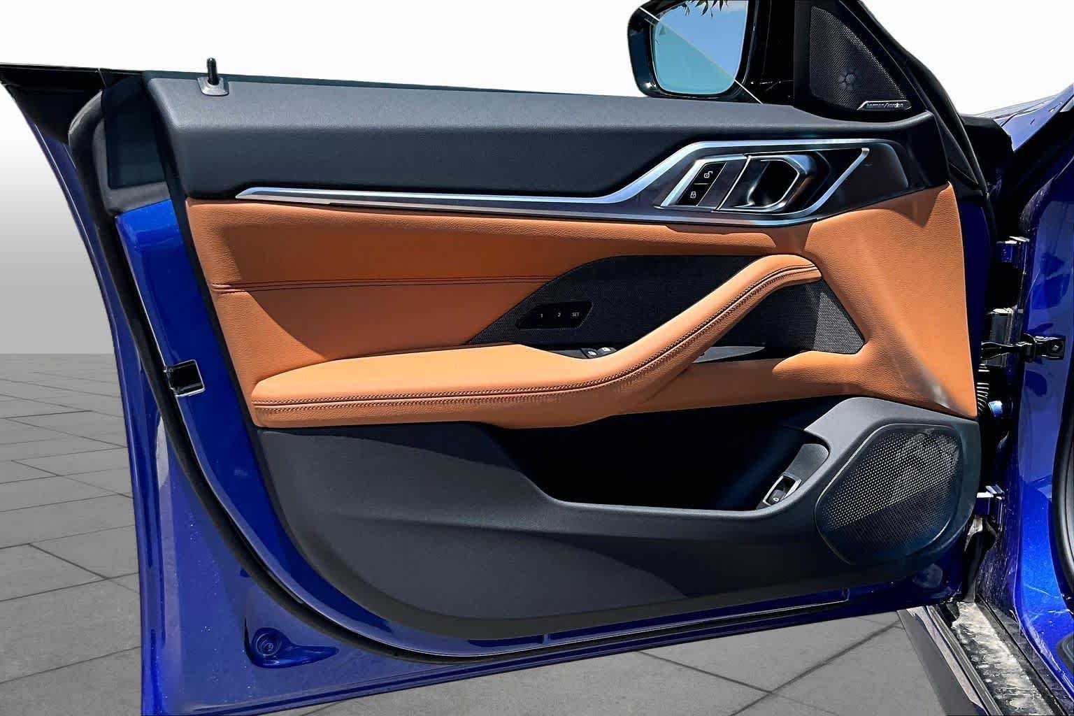 New 2026 Portimao Blue Metallic BMW eDrive40 image 10