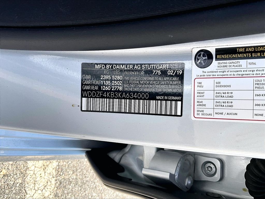 Used 2019 Black Mercedes-Benz E 300 image 36