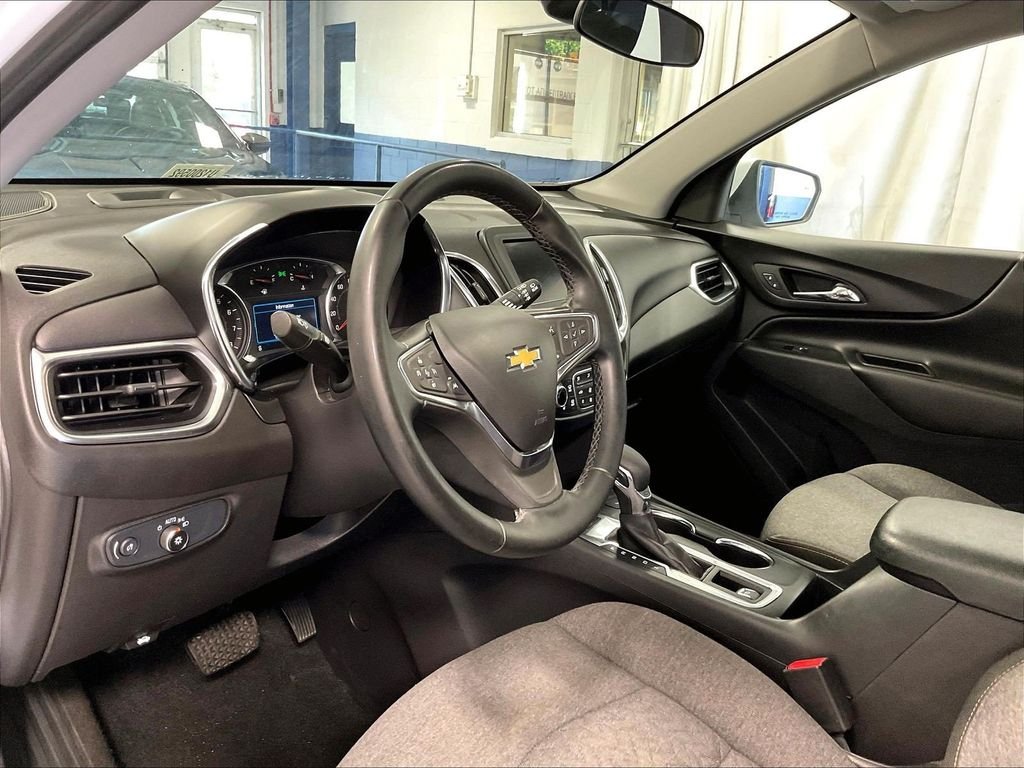 Used 2024 White Chevrolet LT image 7