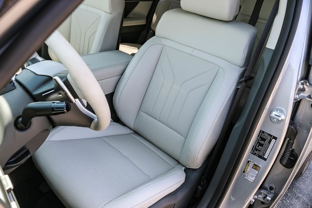 New 2026 Silver Hyundai SEL image 21