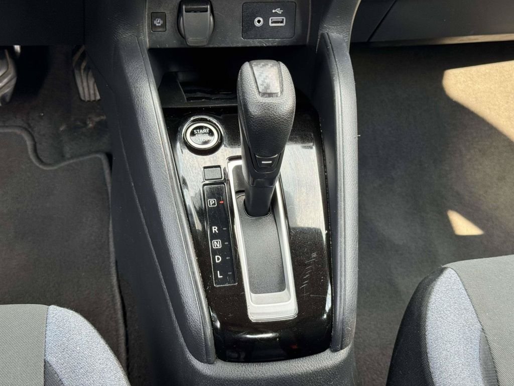 Used 2024 Gray Nissan 1.6 SV image 8