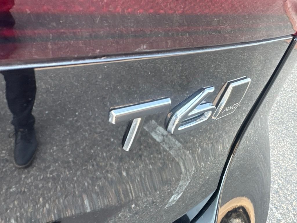 Used 2020 Black Volvo T6 AWD image 5