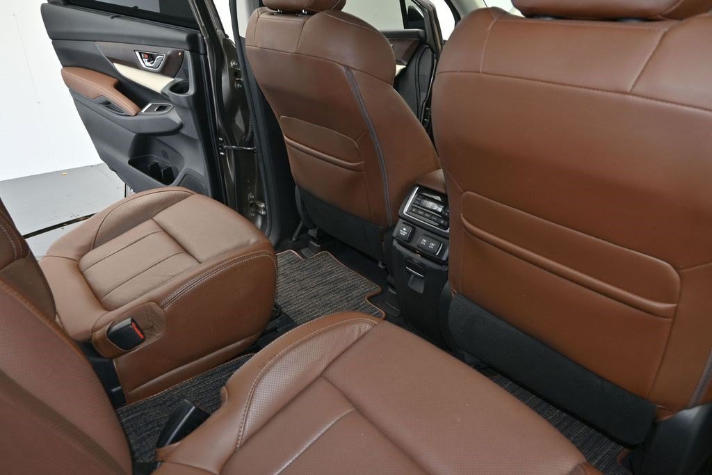 Certified Used 2022 Brilliant Bronze Metallic Subaru Touring image 11