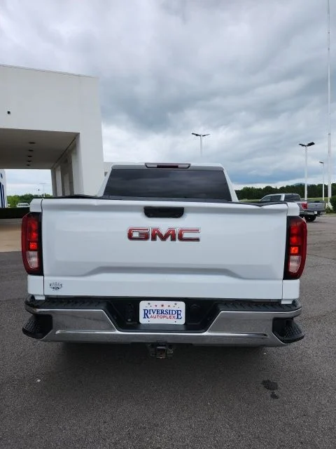 Used 2023 Summit White GMC Pro image 5
