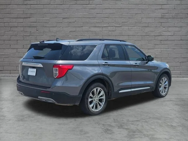 Used 2023 Gray Ford XLT image 5