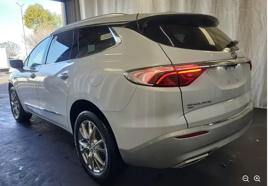 Used 2023 White Buick Premium Group image 4