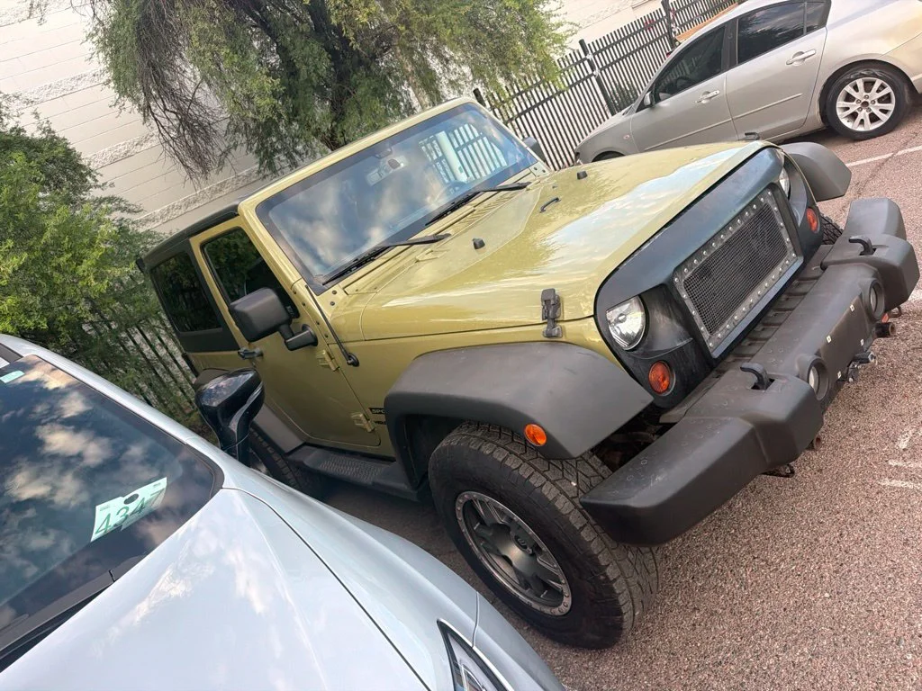 Used 2013 Green Jeep Sport image 8