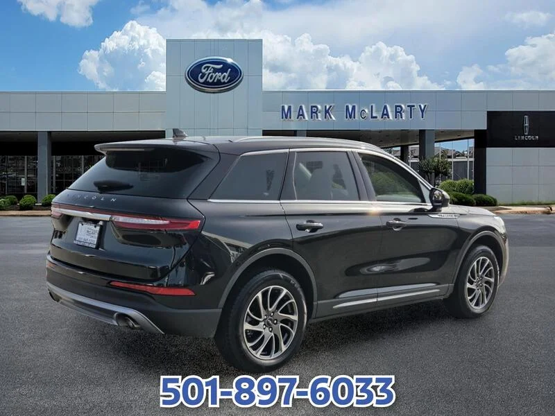 Used 2022 Black Metallic LINCOLN STANDARD AWD image 5