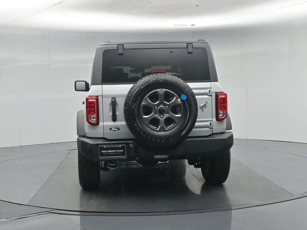 New 2026 White Ford Big Bend image 26