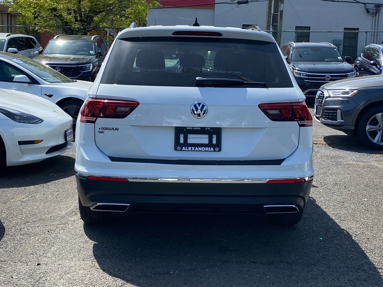 Used 2021 White Volkswagen 2.0T SE image 4