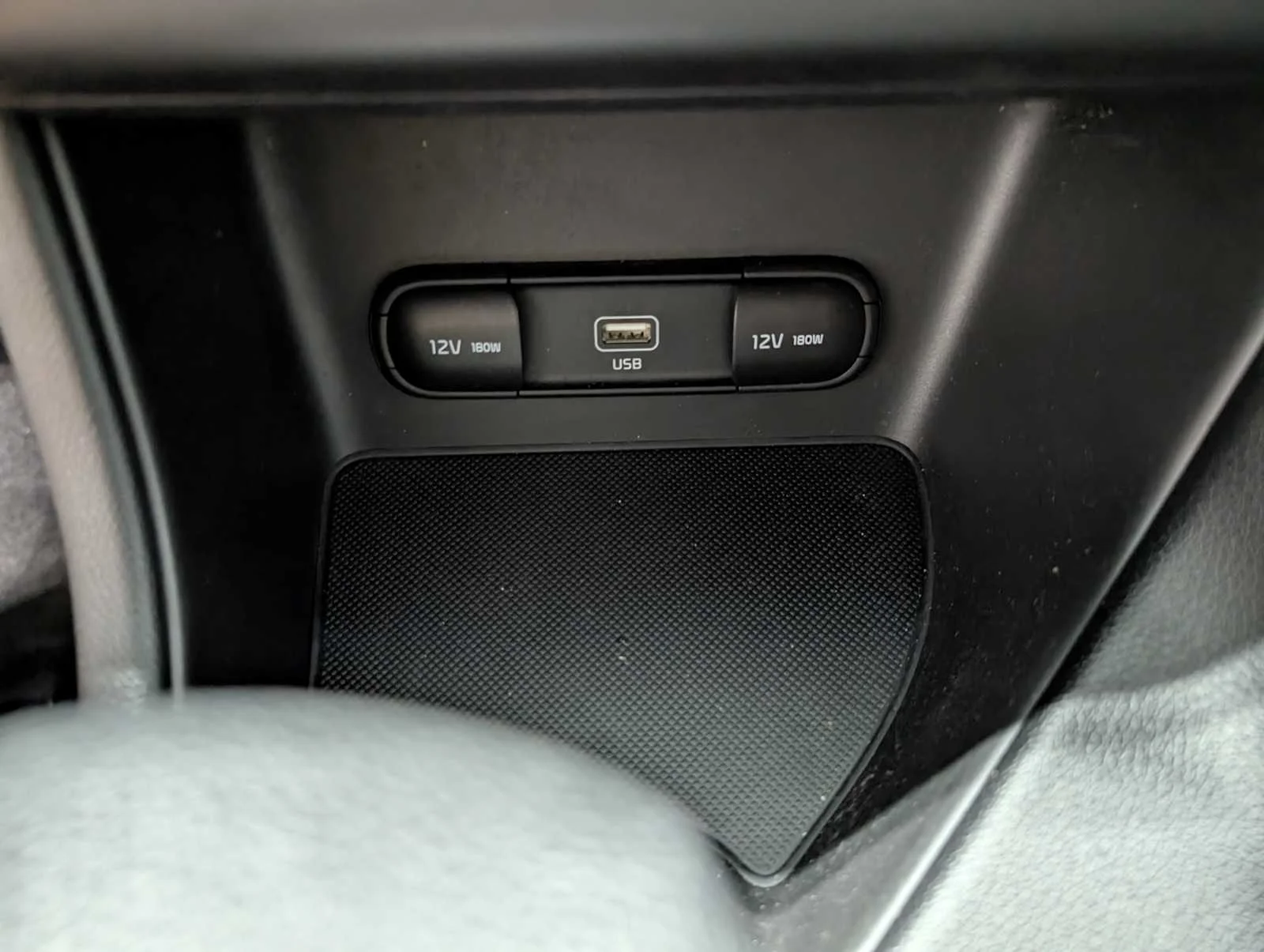 Used 2020 Burnished Copper Kia LX image 28