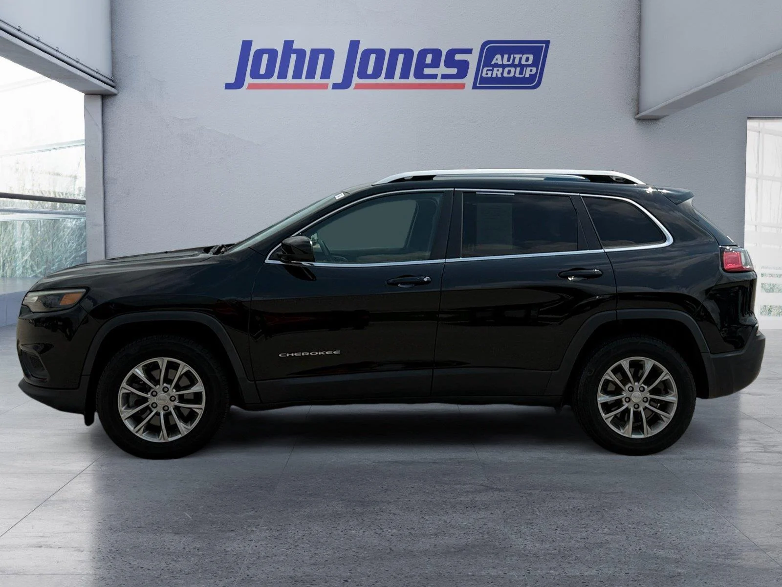 Used 2019 Jeep Cherokee Latitude Plus with VIN 1C4PJMLX0KD167031 for sale in Salem, IN
