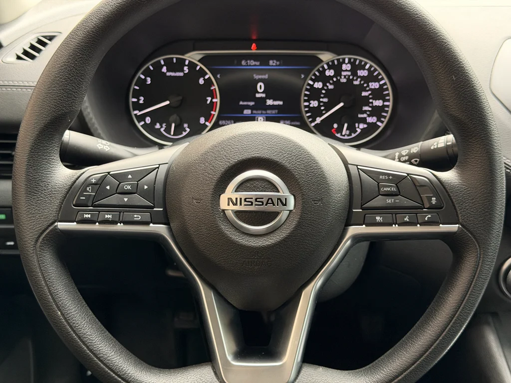Used 2023 Super Black Nissan SV image 10