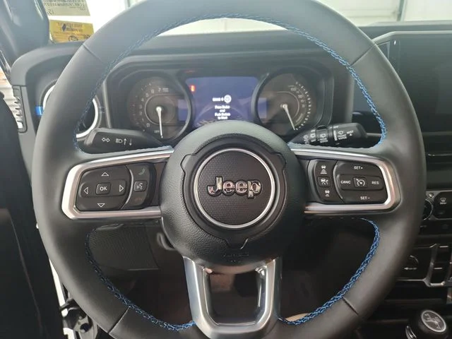 Used 2024 Black Clearcoat Jeep High Altitude 4xe image 14