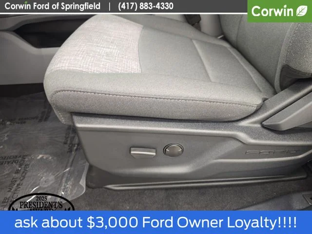 New 2026 Oxford White Ford F-250® XLT image 37