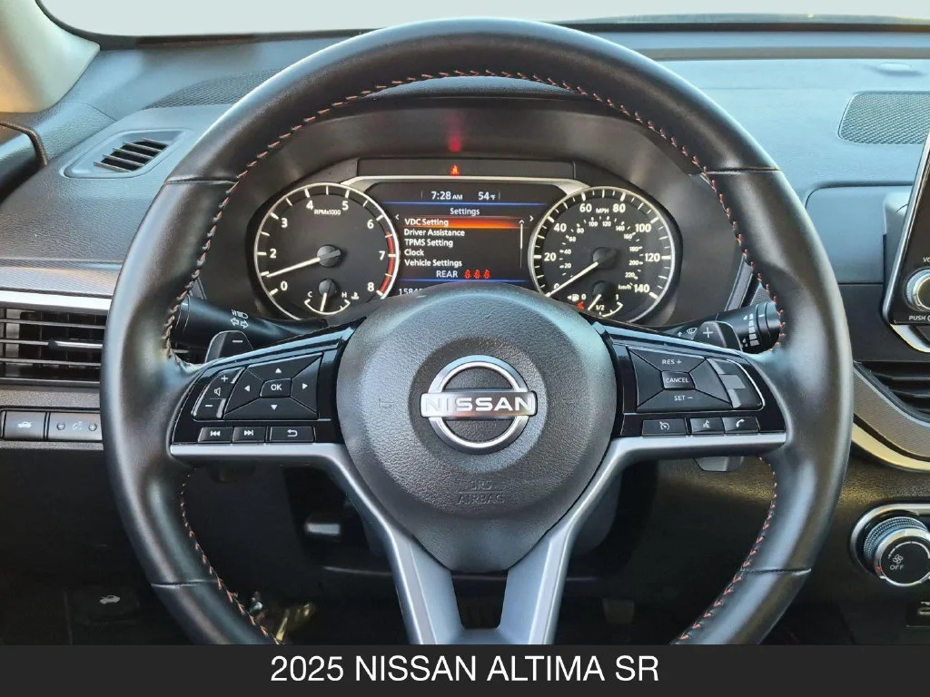 Used 2025 White Nissan 2.5 SR image 12