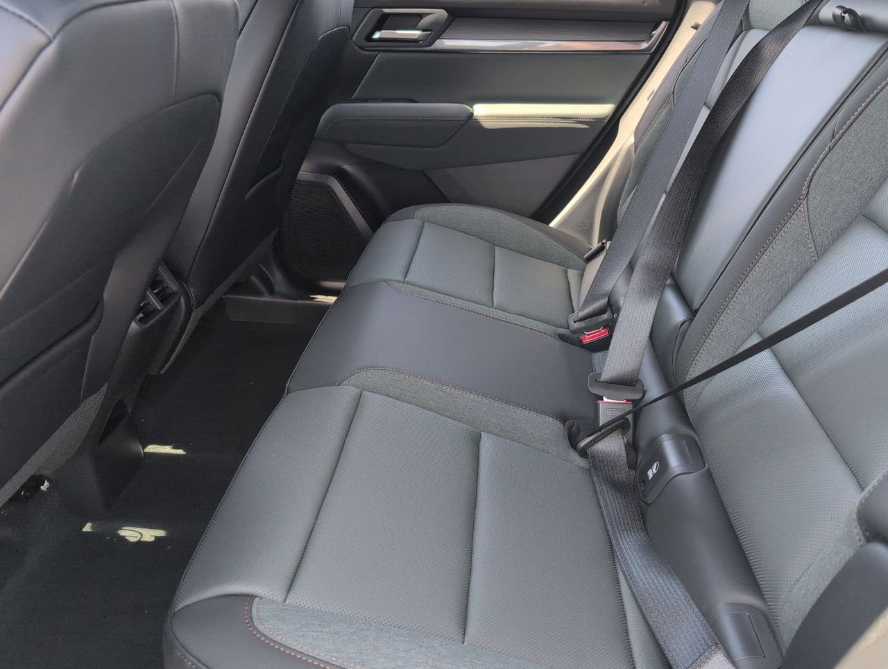 2026 GMC Terrain AT4 - Photo 23