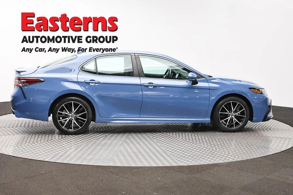 Used 2023 Blue Toyota SE image 4
