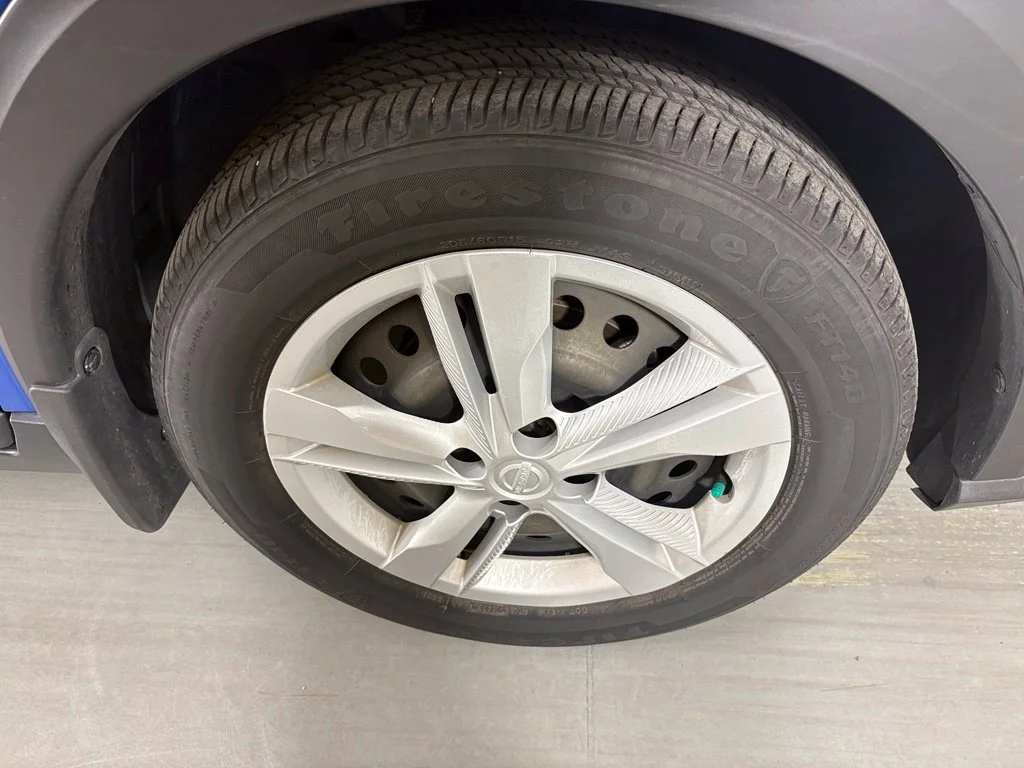 Used 2024 Blue Nissan S image 10