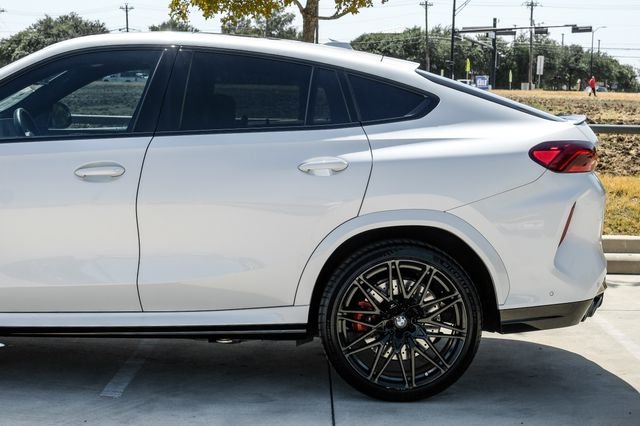 Used 2025 White BMW Base image 16