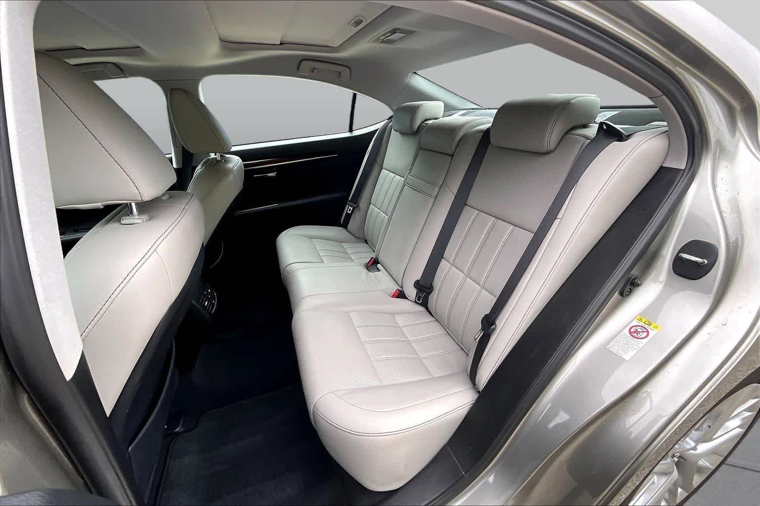 Used 2017 Atomic Silver Lexus  image 21