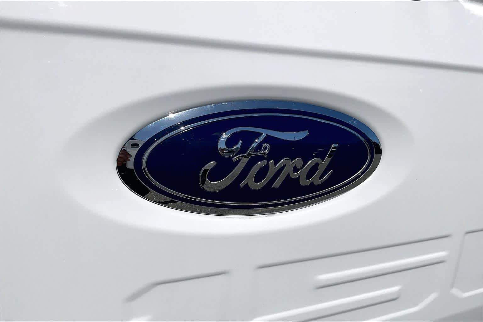 Used 2022 Oxford White Ford XL image 74
