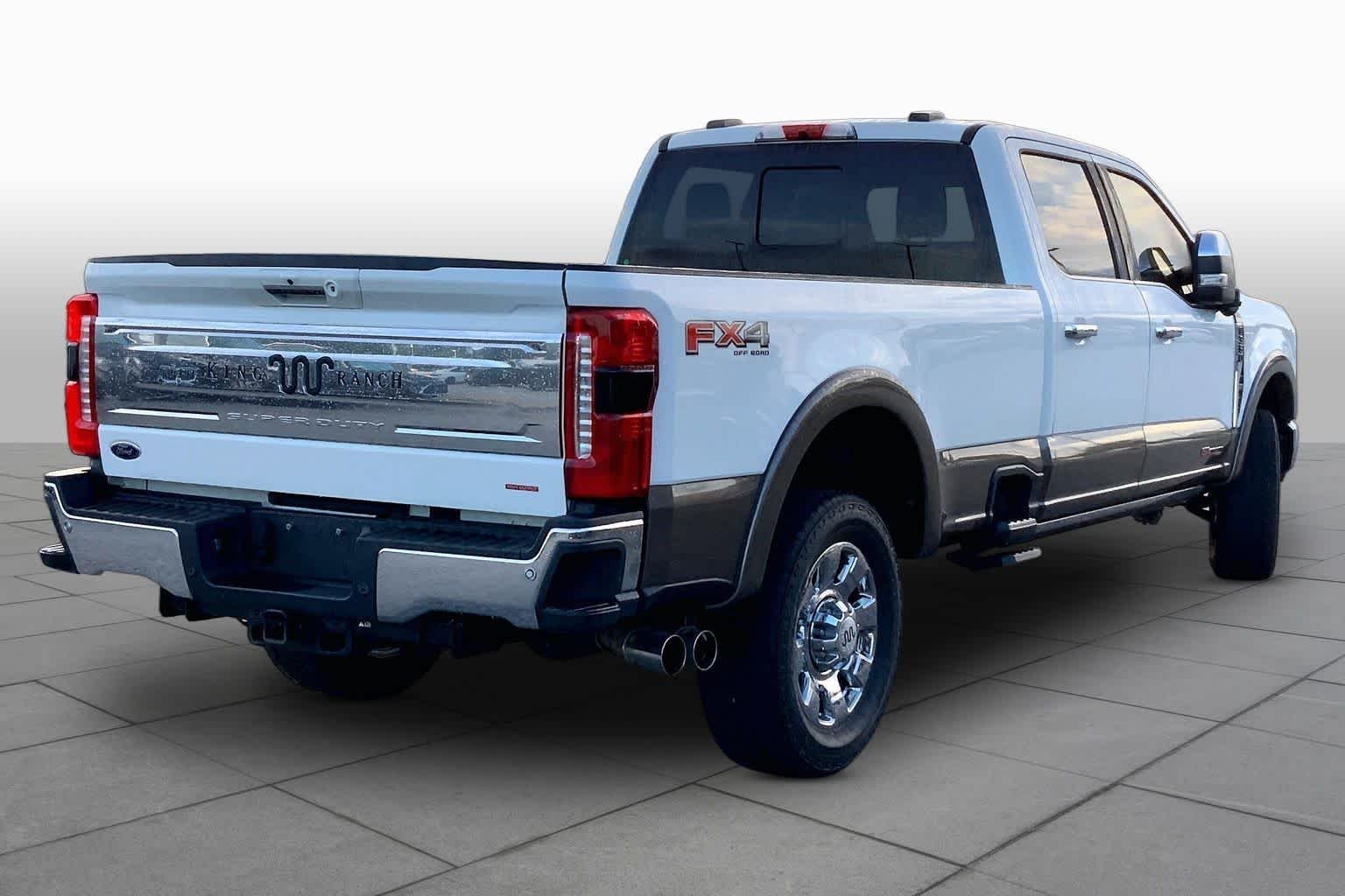 Used 2023 Star White Metallic Tri-Coat Ford King Ranch image 12