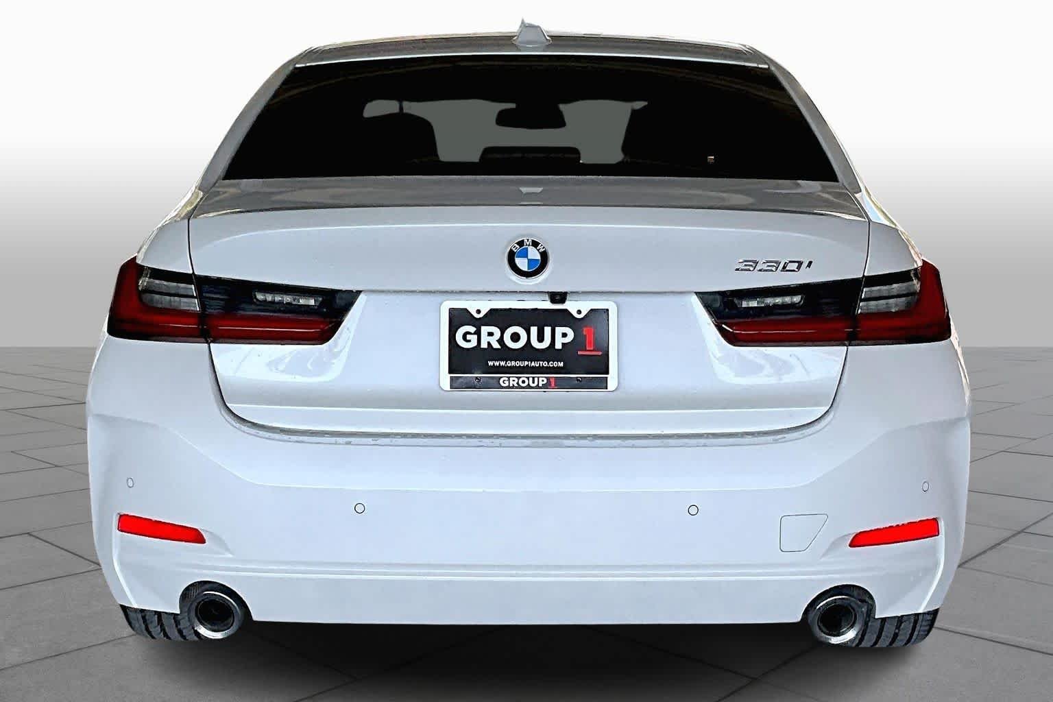 Used 2025 Mineral White Metallic BMW 330i image 4