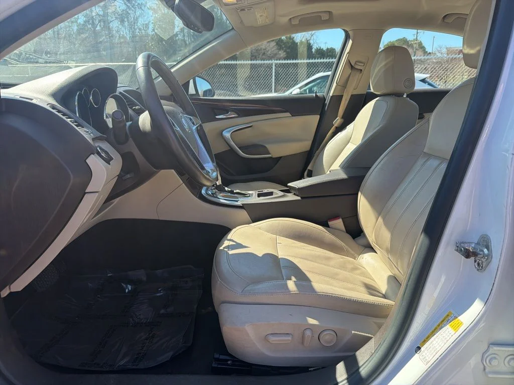 Used 2011 White Buick CXL image 16