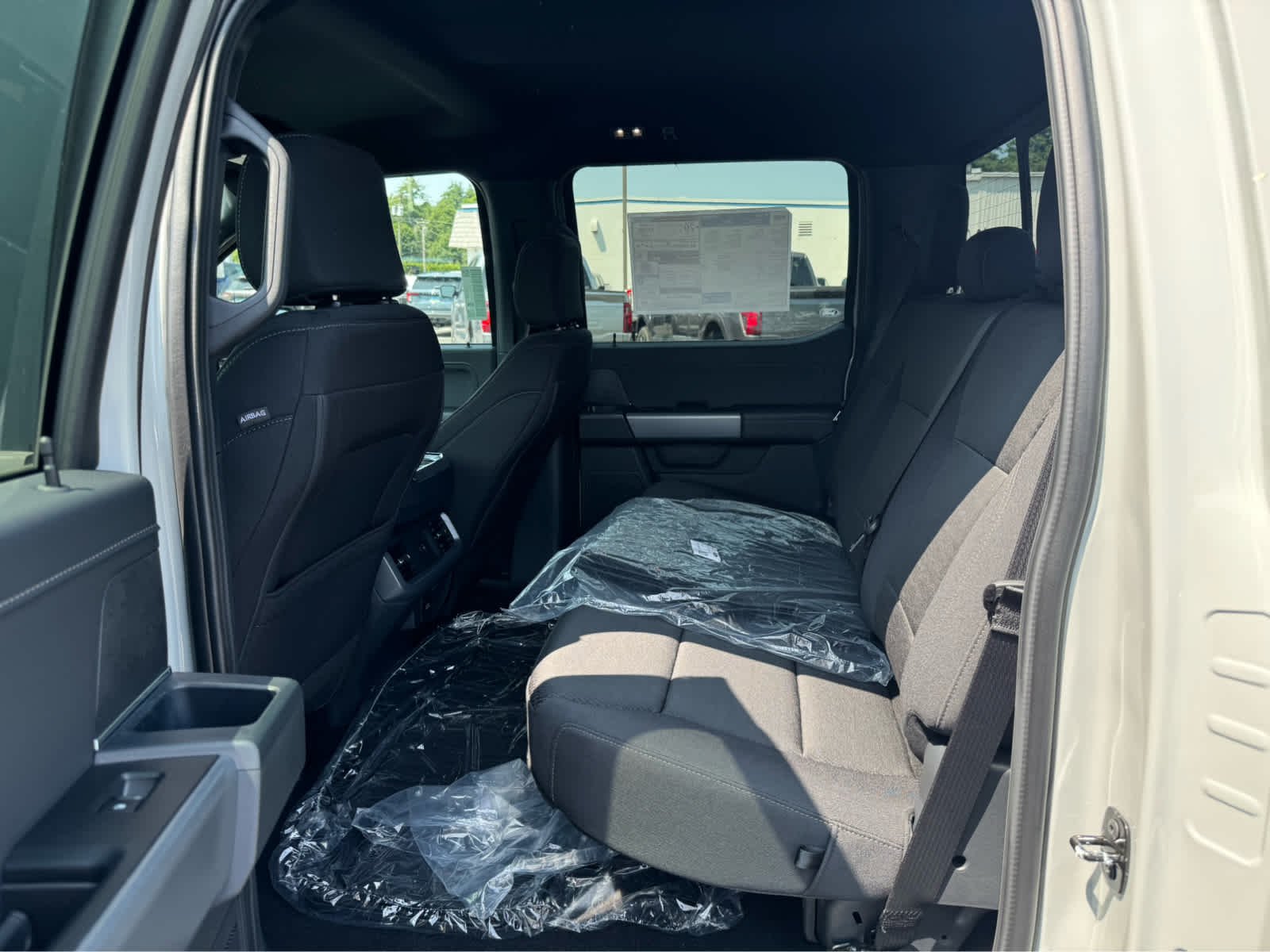 New 2026 Avalanche Ford XLT image 11