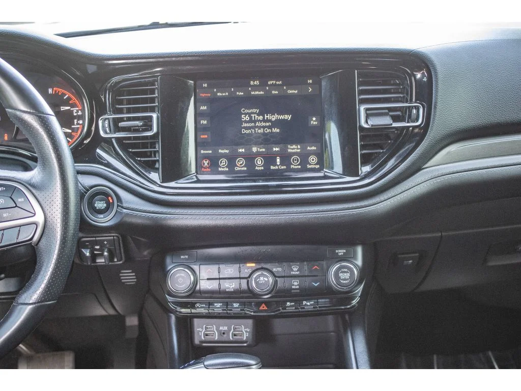 Used 2021 Destroyer Gray Clearcoat Dodge SXT Plus image 26