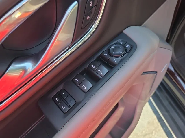 Used 2022 Orange Chevrolet LT image 30