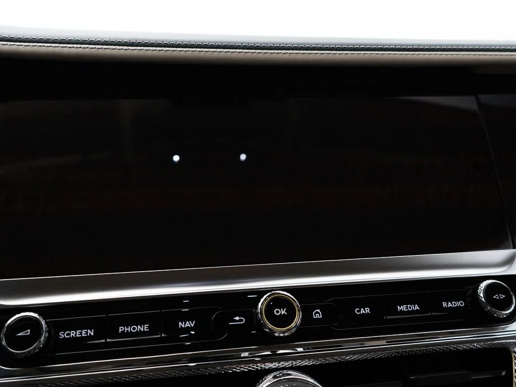 Certified Used 2026 Thunder Bentley Azure image 38