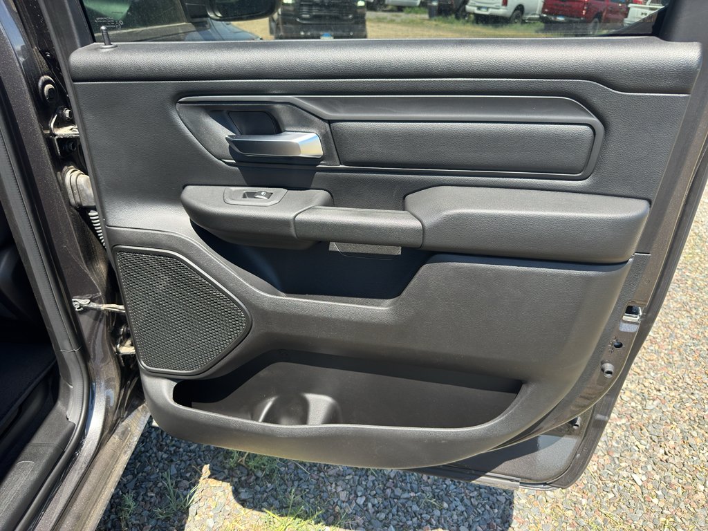 New 2026 Granite Crystal Metallic Clear-Coat Exterior Paint RAM Express image 13