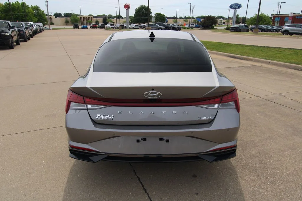 Used 2023 Silver Hyundai Limited image 15