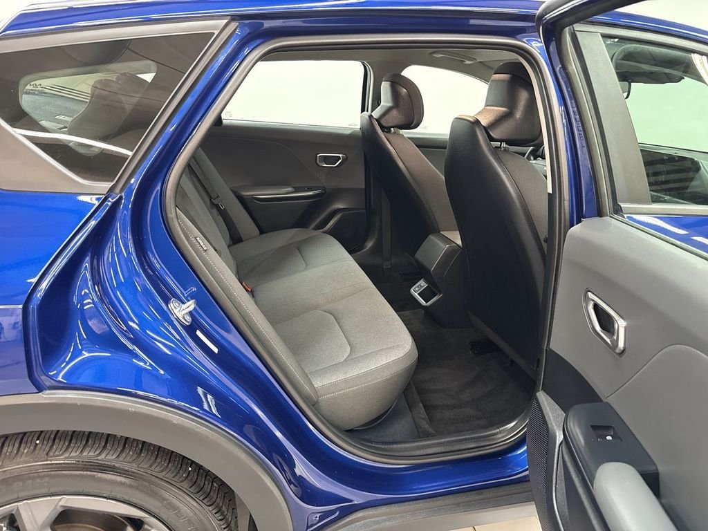 Used 2025 Deep Sea Blue Kia LXS image 17